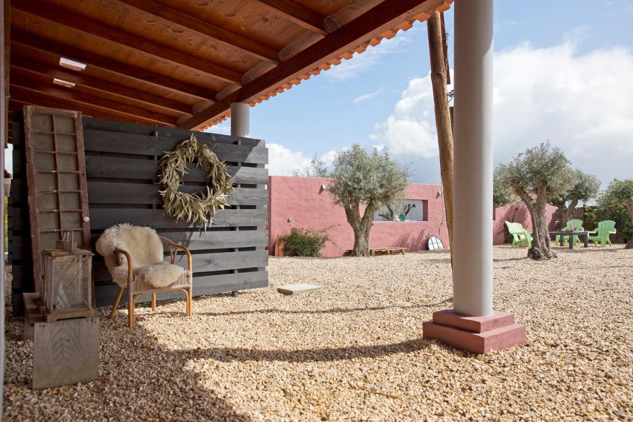 Trendy And Luxe Bed & Breakfast Ferreira Do Alentejo Exterior foto