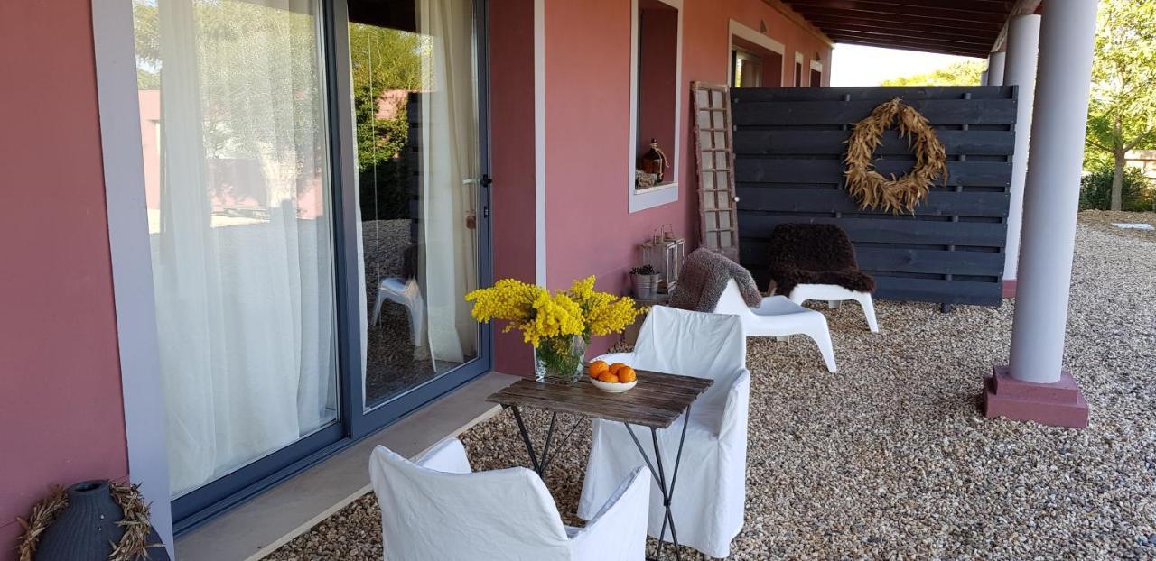 Trendy And Luxe Bed & Breakfast Ferreira Do Alentejo Exterior foto